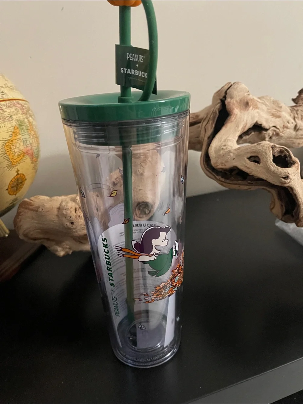 NWT! Starbucks x Peanuts 24 ounce cold cup with Snoopy topper